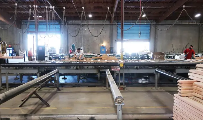 Truss manufacturing line